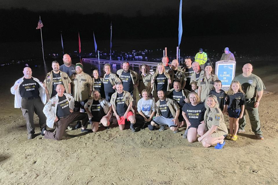 Sheriff's Office group photo before they take the polar plunge